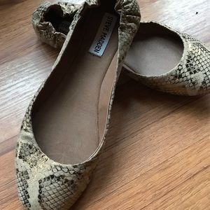 Steve Madden Snakeskin Flats